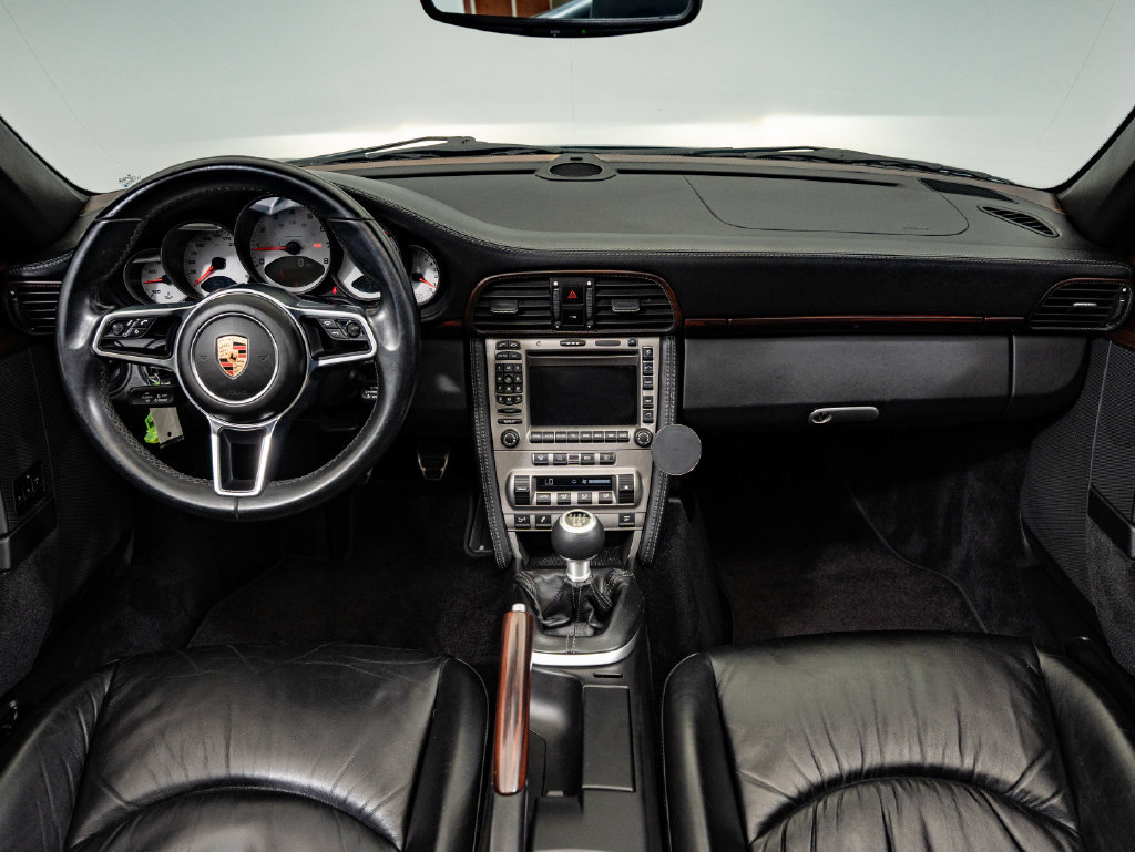 Used 2006 Porsche 911 Carrera S RWD image 6