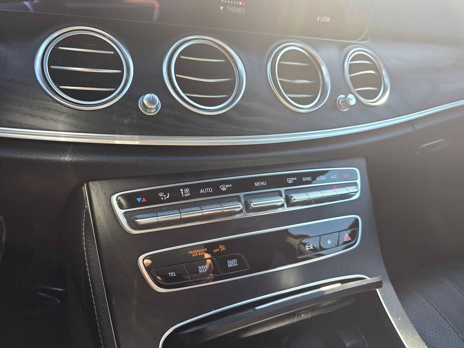 Used 2022 Mercedes-Benz E 450 4MATIC Sedan image 28