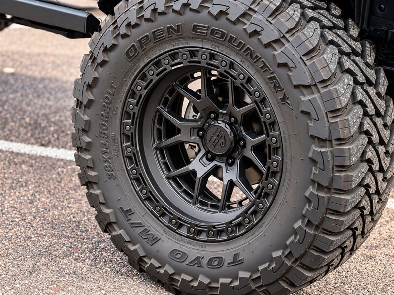 Used 2023 Ford Bronco Black Diamond AWD/4WD image 12