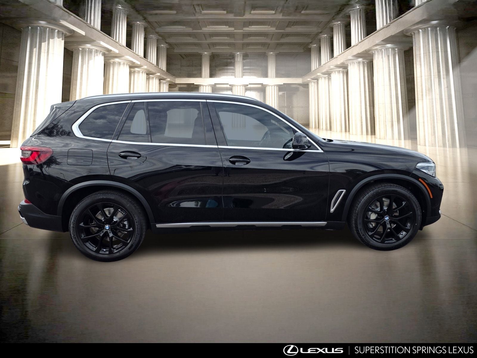 Used 2021 BMW X5 sDrive40i RWD image 3