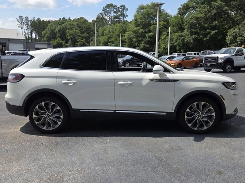 Used 2022 Lincoln Nautilus Reserve w/ Equipment Group 201A AWD/4WD image 15