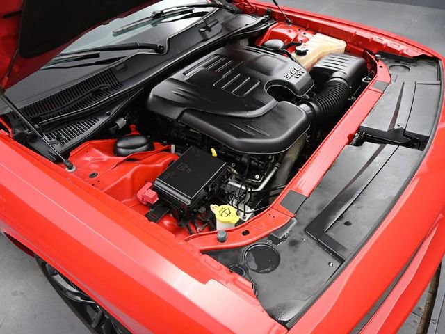 Used 2018 Dodge Challenger SXT Plus image 33