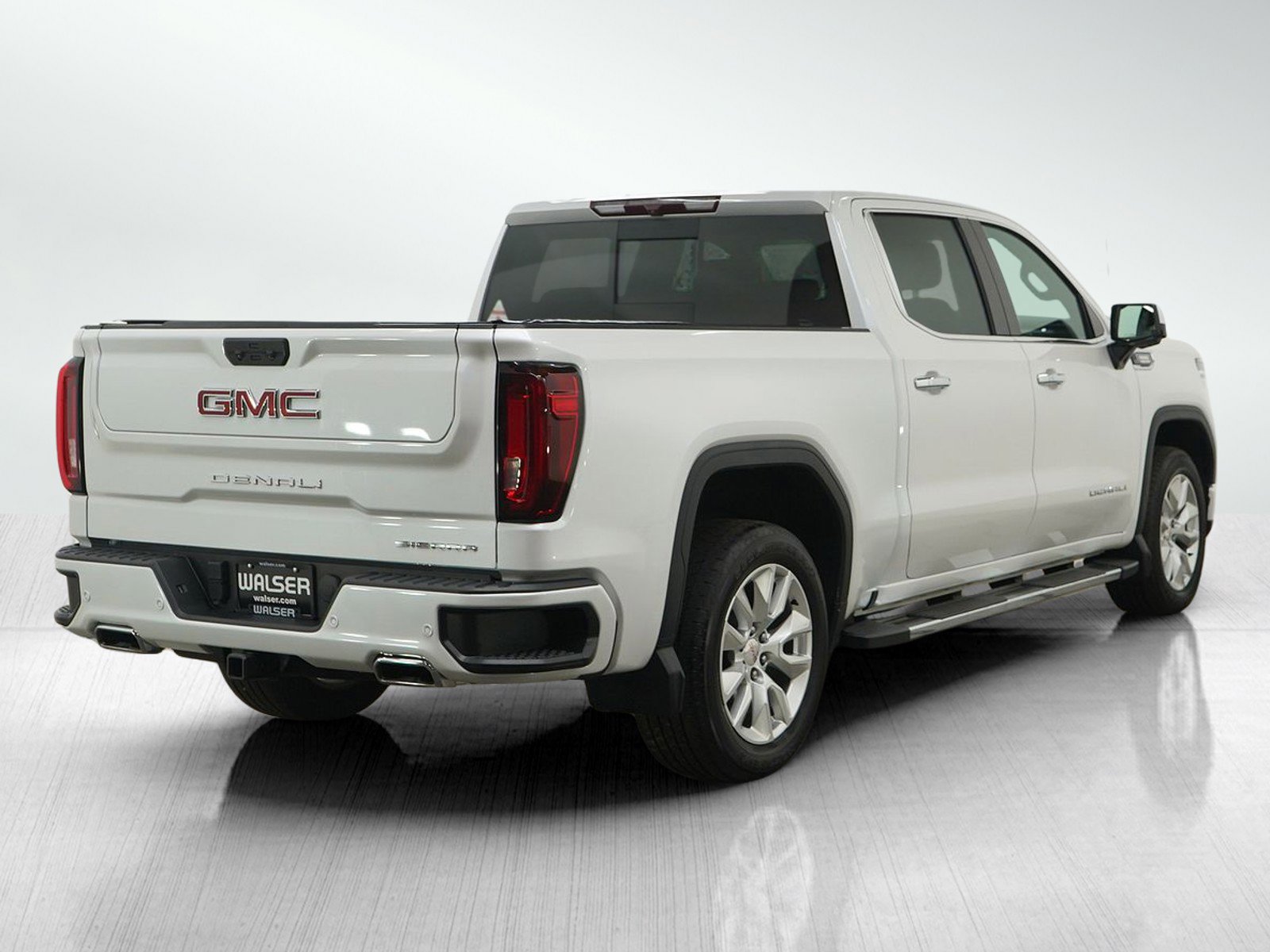 Used 2022 GMC Sierra 1500 Denali image 5