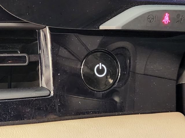 Used 2021 Porsche Taycan RWD image 22