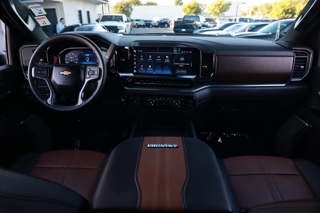Used 2024 Chevrolet Silverado 2500 High Country AWD/4WD image 26