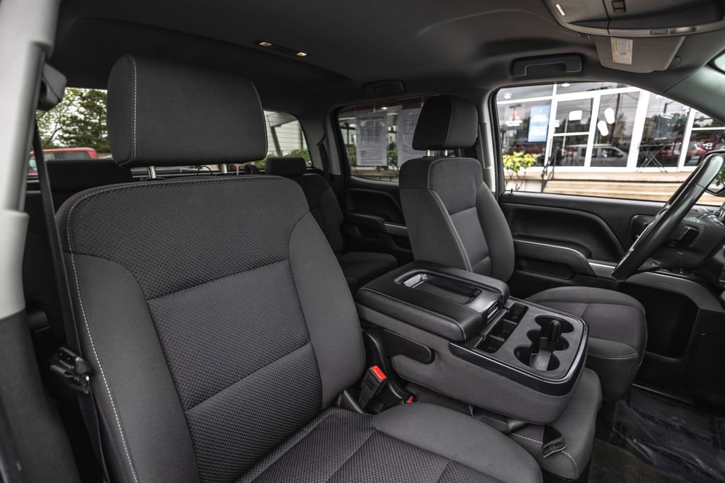 Used 2018 Chevrolet Silverado 1500 LT w/ All Star Edition AWD/4WD image 34