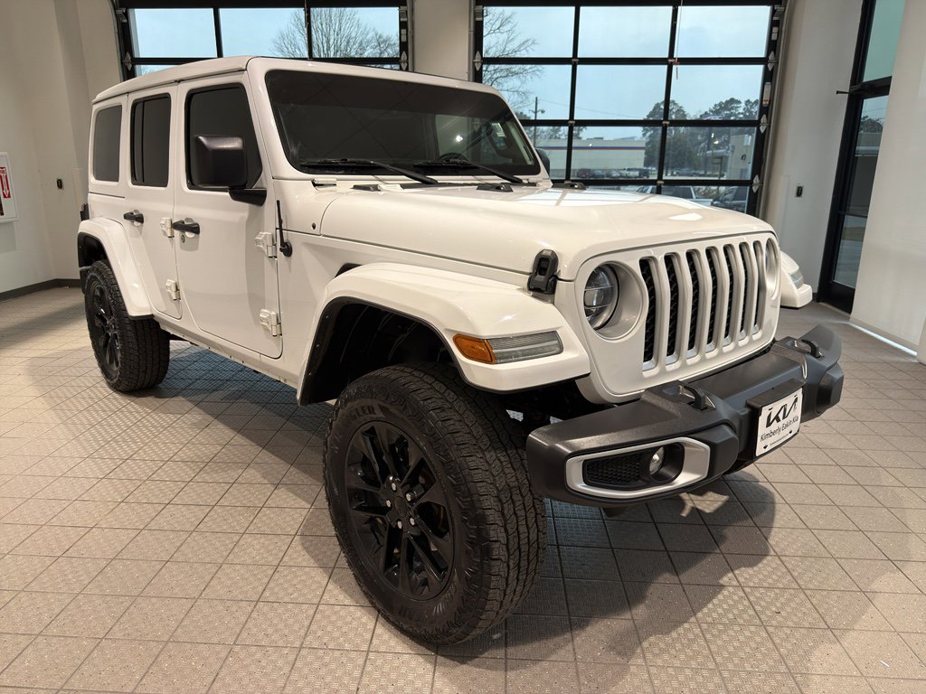Used 2021 Jeep Wrangler Unlimited Sahara w/ Cold Weather Group image 7