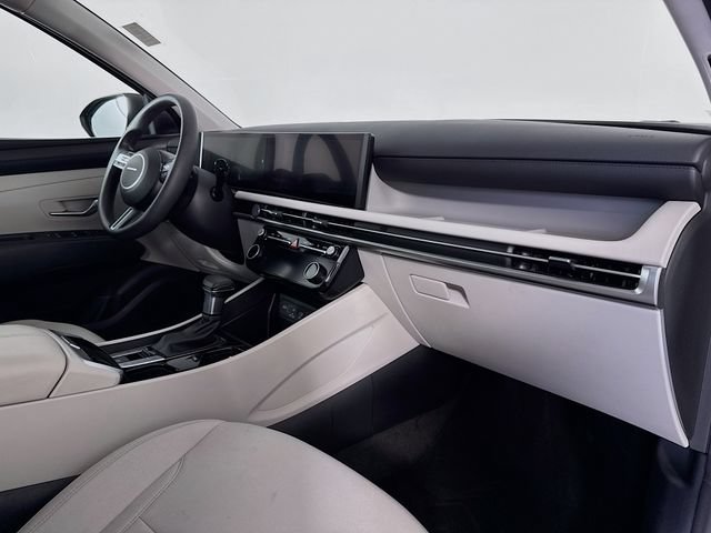 Used 2025 Hyundai Tucson SEL AWD/4WD image 28