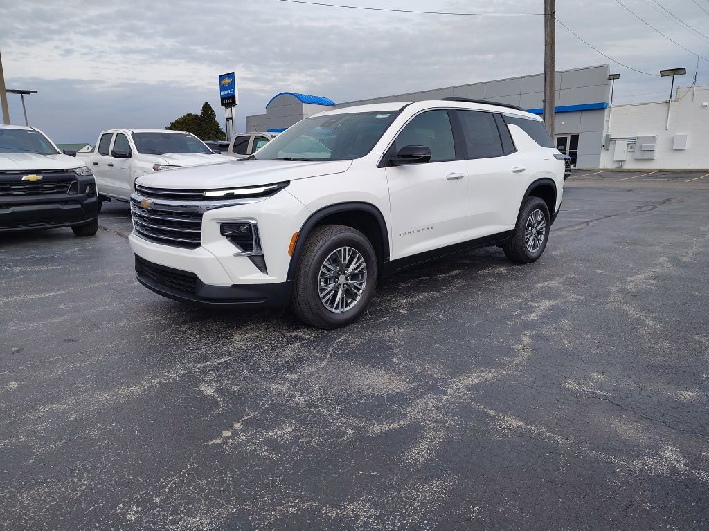 New 2026 Chevrolet Traverse LT w/ LPO, Floor Liner Package image 8