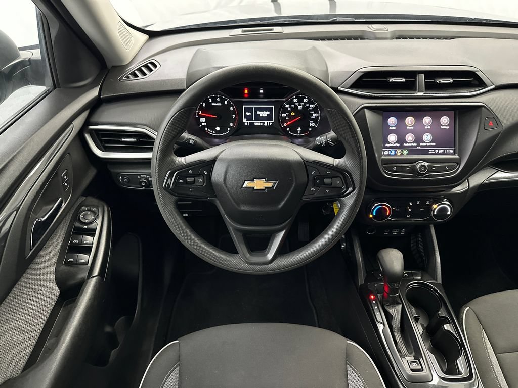 Used 2023 Chevrolet TrailBlazer LS FWD image 22