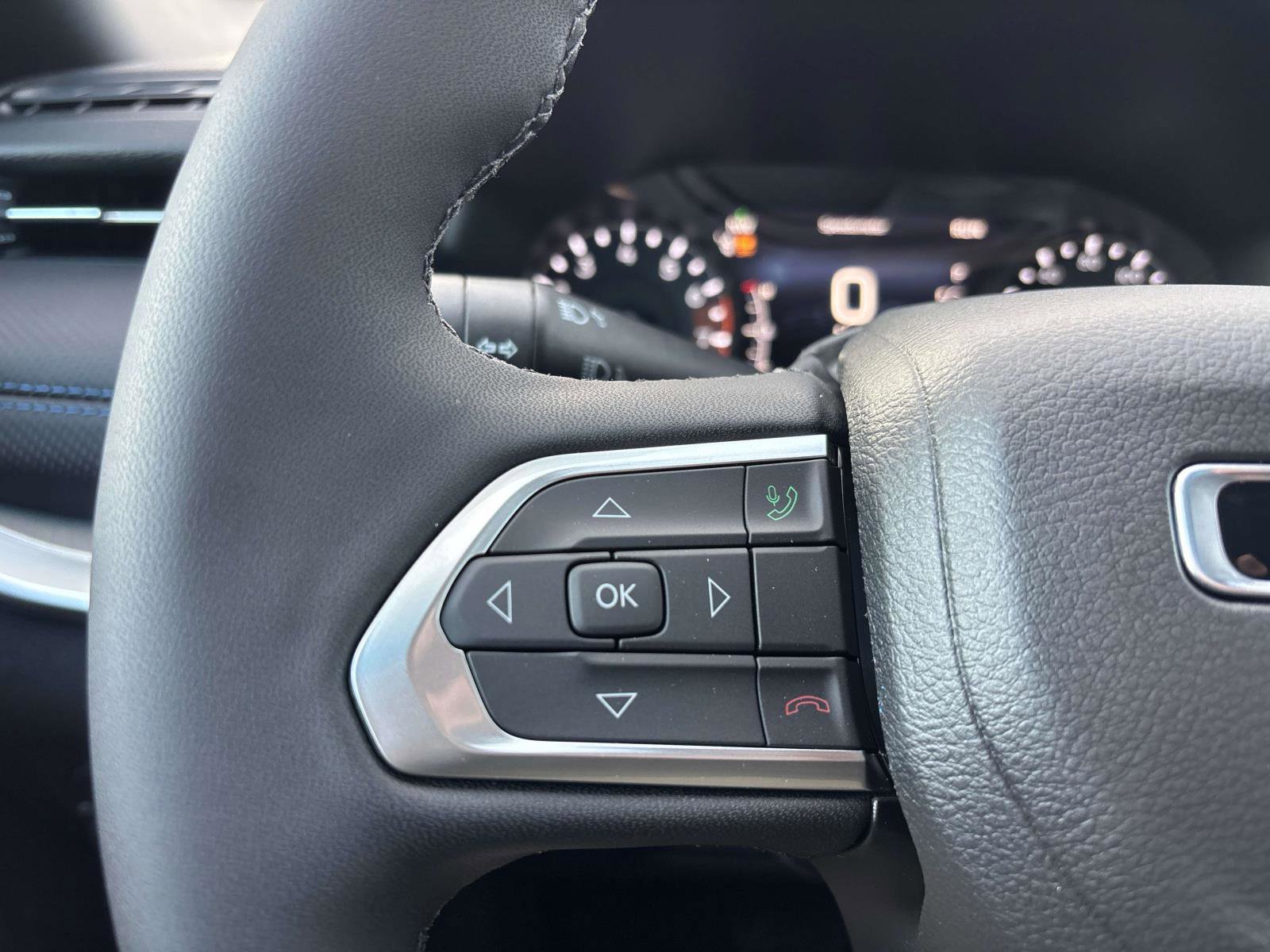 New 2026 Jeep Compass Latitude AWD/4WD image 12
