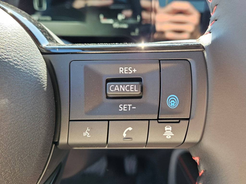 New 2026 Nissan Kicks SR w/ Cold Weather Package image 26