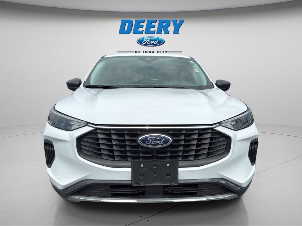 Certified 2023 Ford Escape Active w/ Cold Weather Package FWD image 3