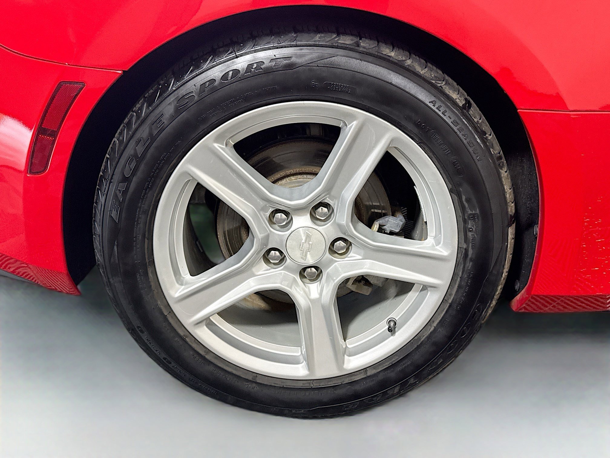 Used 2020 Chevrolet Camaro LT image 31