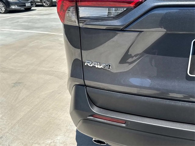 Used 2024 Toyota RAV4 XLE Premium image 6