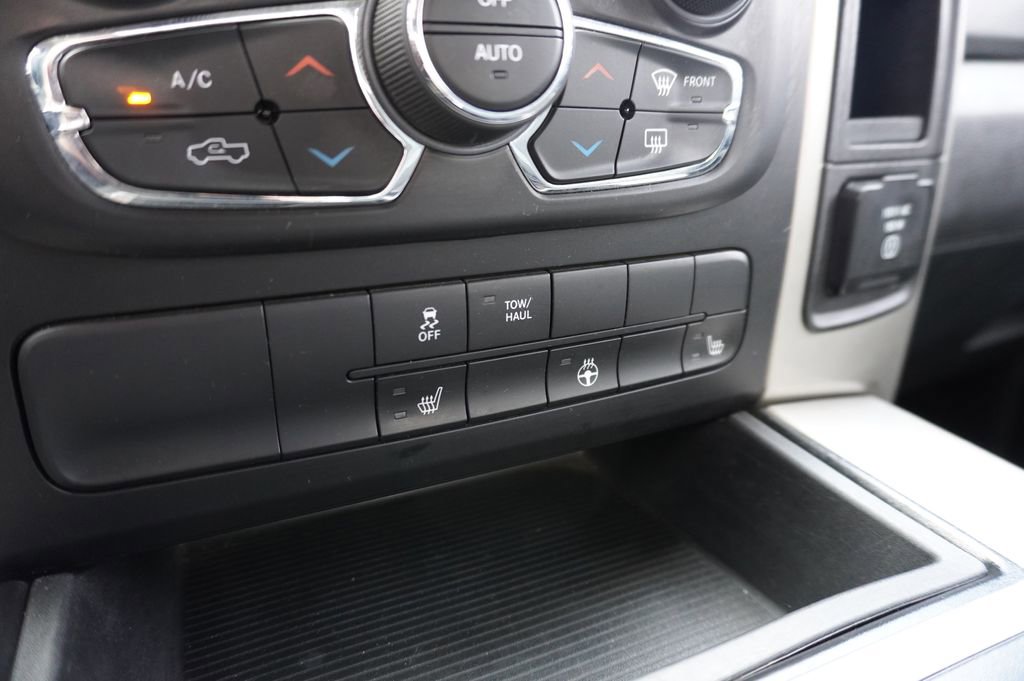 Used 2015 RAM 1500 Outdoorsman image 19