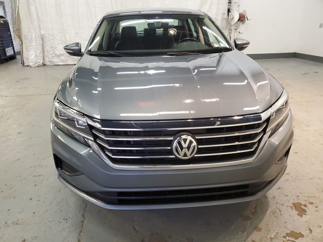Used 2020 Volkswagen Passat 2.0T SE image 9
