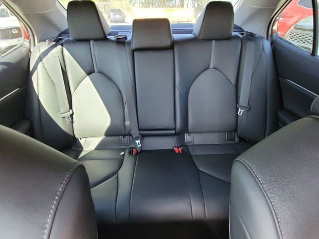 Used 2021 Toyota Camry XLE w/ Navigation Upgrade Package image 5