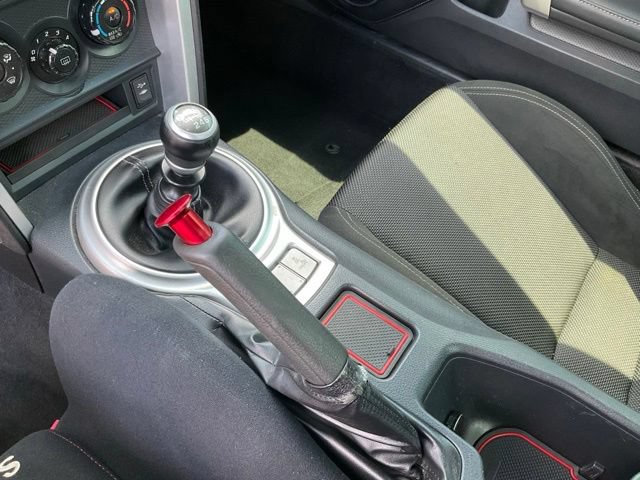 Used 2017 Toyota 86 RWD image 14