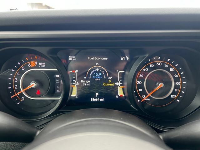 Used 2024 Jeep Wrangler Unlimited Rubicon AWD/4WD image 15