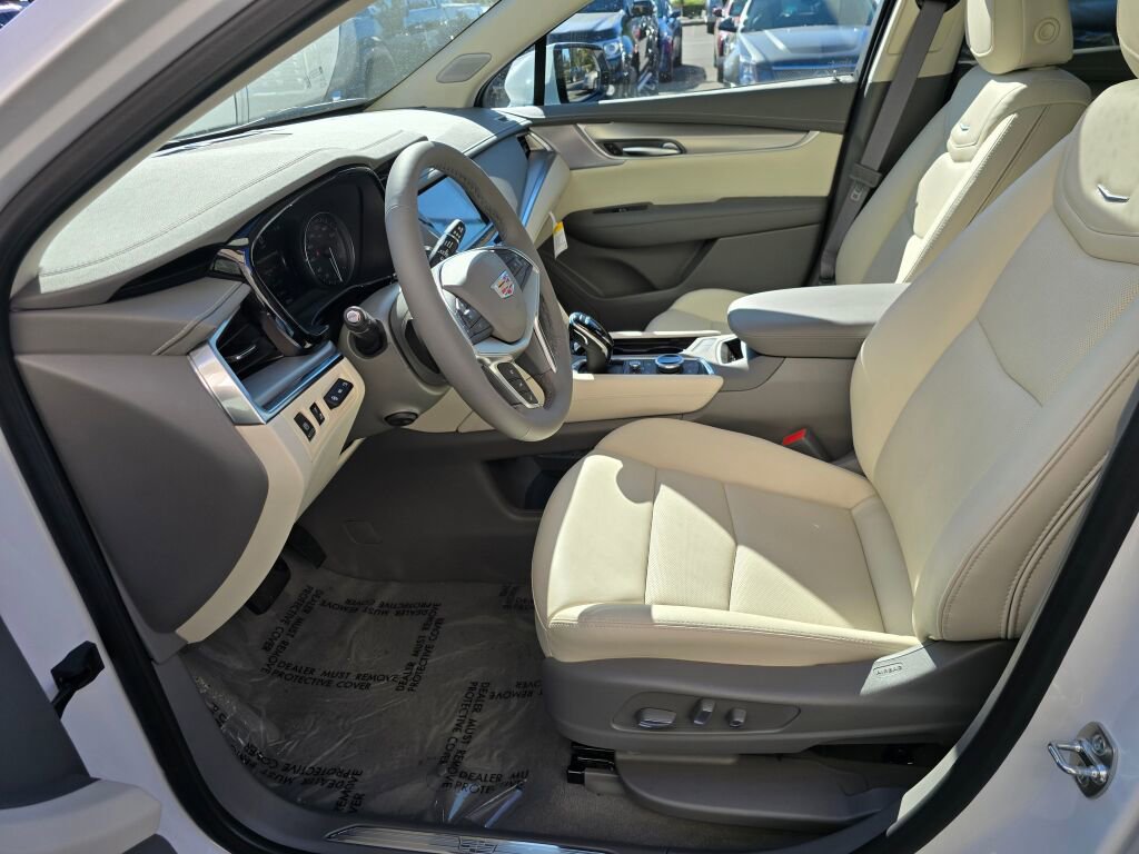 New 2025 Cadillac XT5 Premium Luxury w/ Technology Package image 23