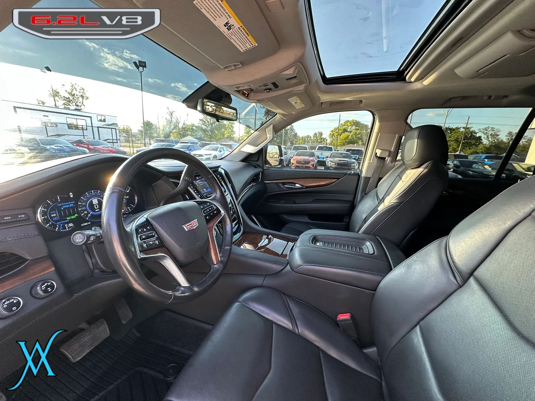 Used 2020 Cadillac Escalade Luxury AWD/4WD image 15