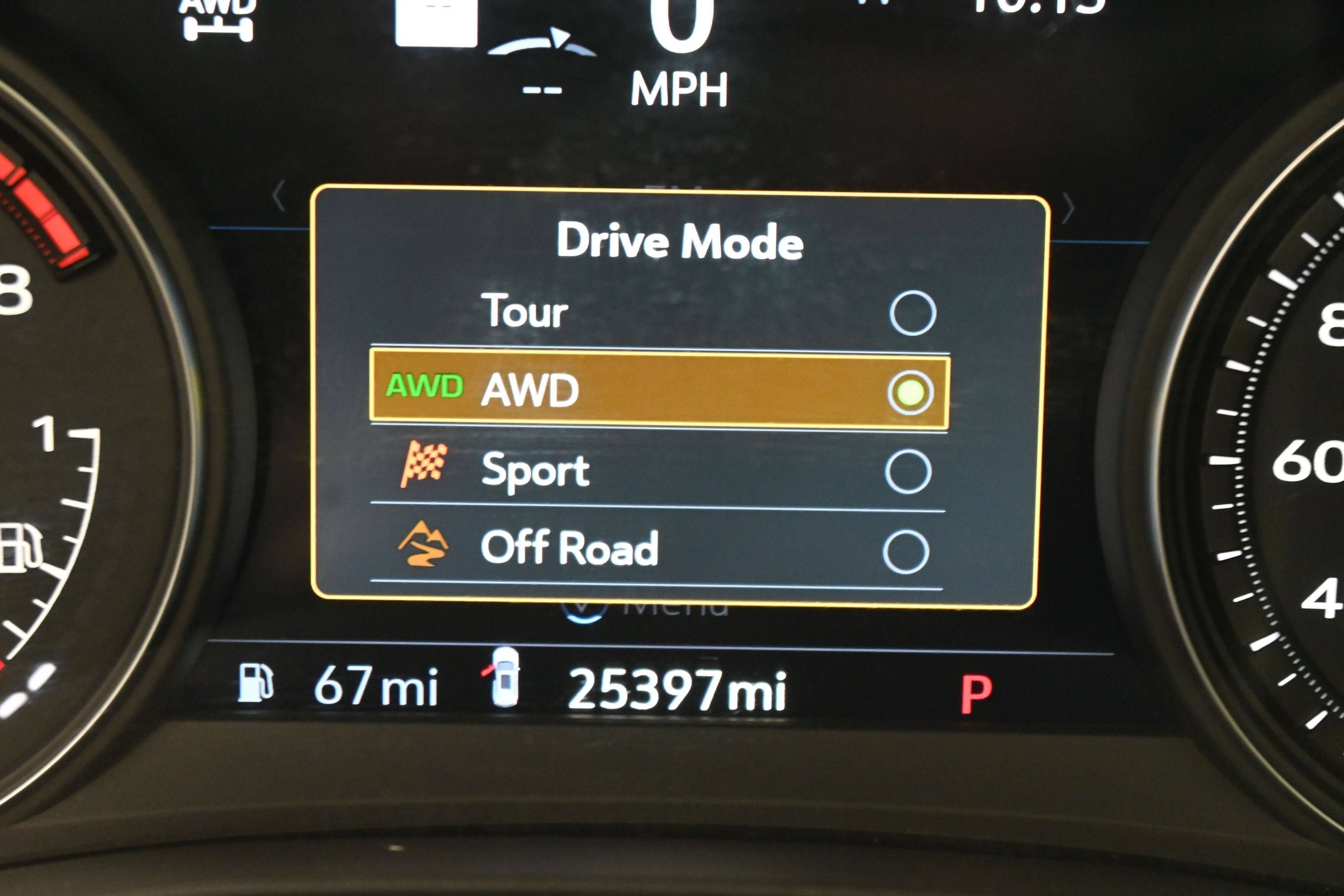 Used 2024 Cadillac XT6 Sport w/ Technology Package AWD/4WD image 21