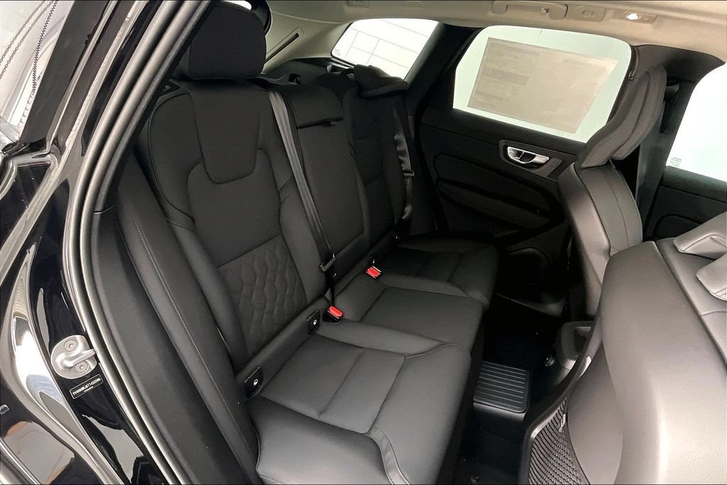 New 2026 Volvo XC60 T8 Core w/ Climate Package AWD/4WD image 6