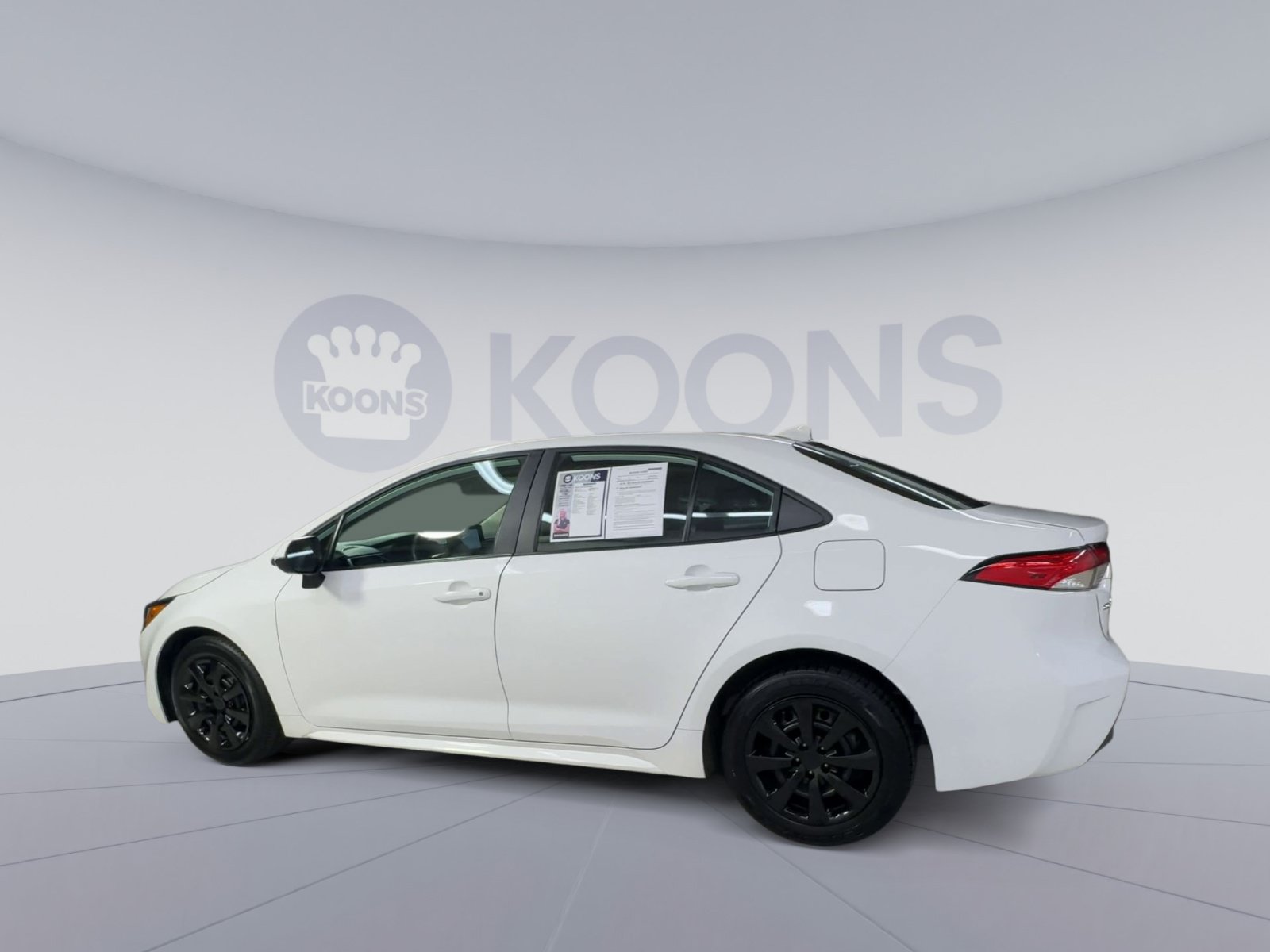 Used 2024 Toyota Corolla LE FWD image 8