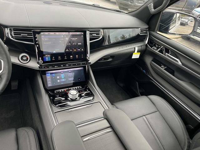 New 2026 Jeep Grand Wagoneer Summit w/ Premium Group III image 15