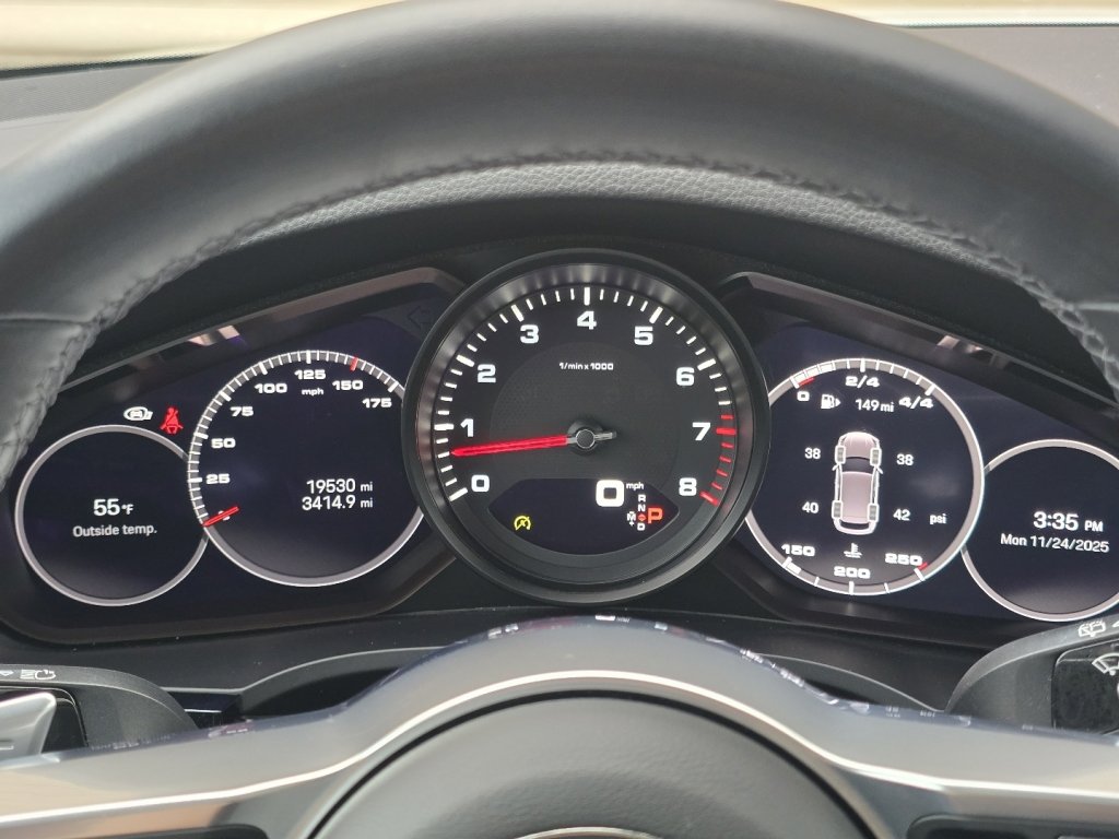 Certified 2023 Porsche Cayenne image 41