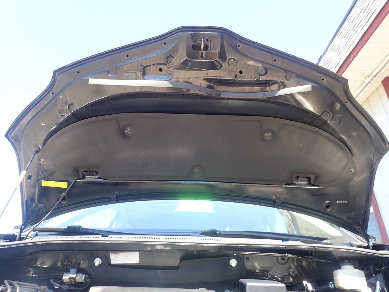 Used 2013 Toyota Sienna XLE FWD image 37