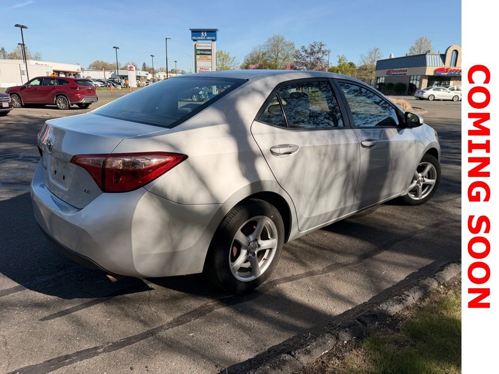 Used 2017 Toyota Corolla LE FWD image 9