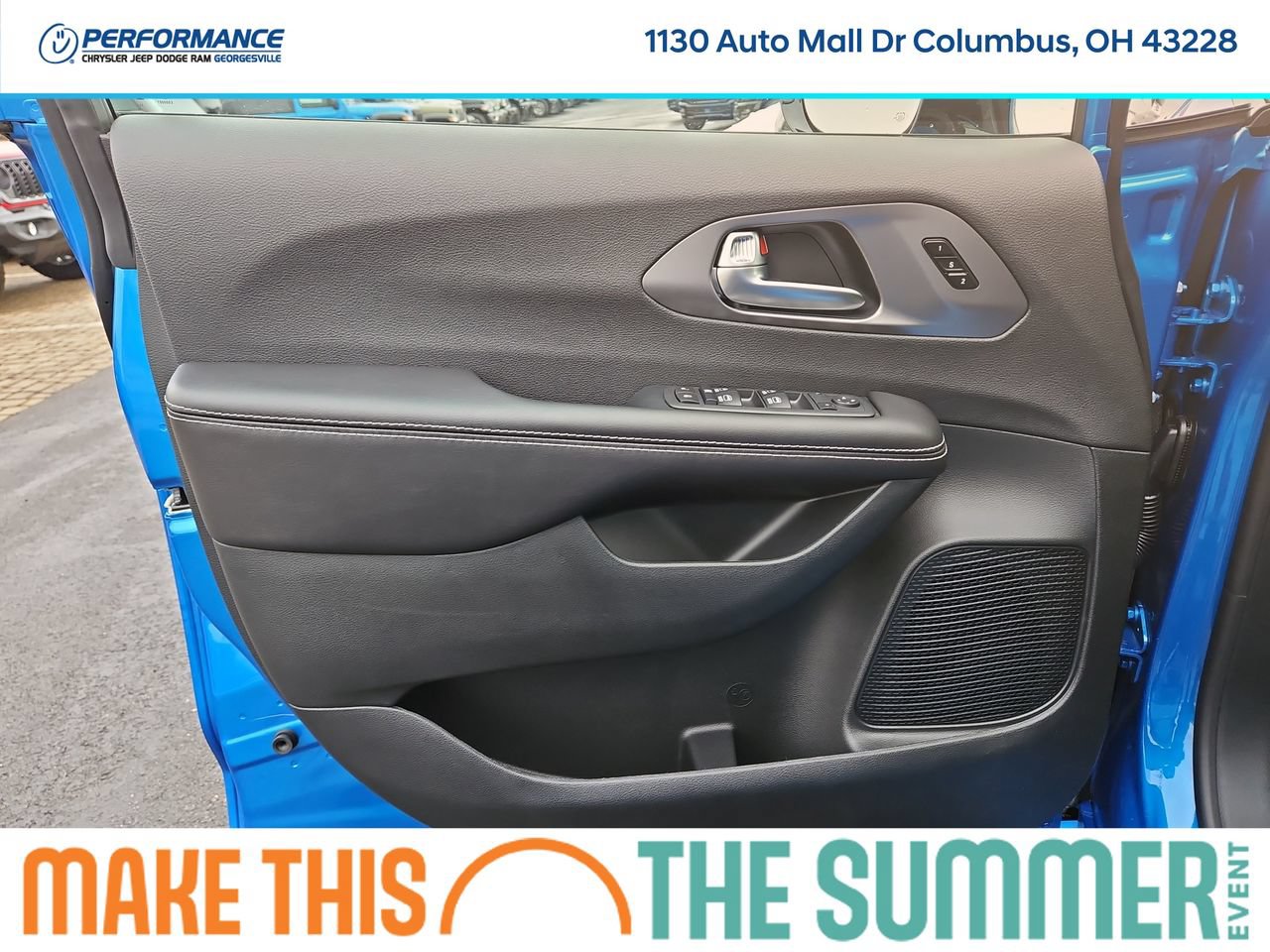New 2026 Chrysler Pacifica Select w/ S Appearance Package FWD image 21