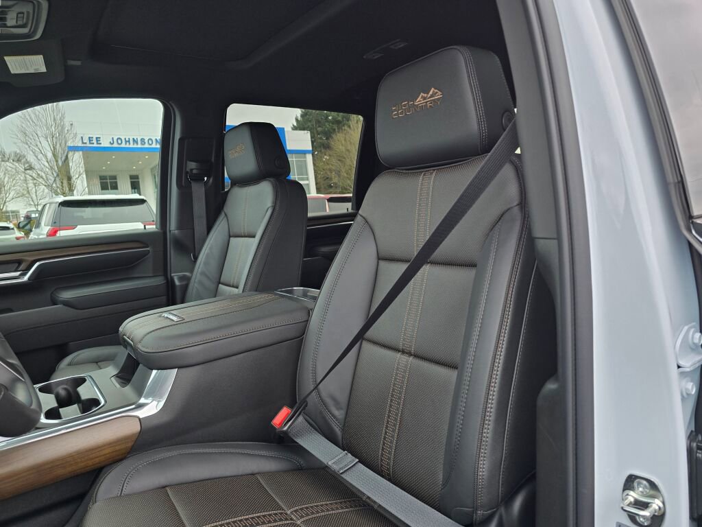New 2026 Chevrolet Silverado 2500 High Country w/ High Country Premium Package AWD/4WD image 23