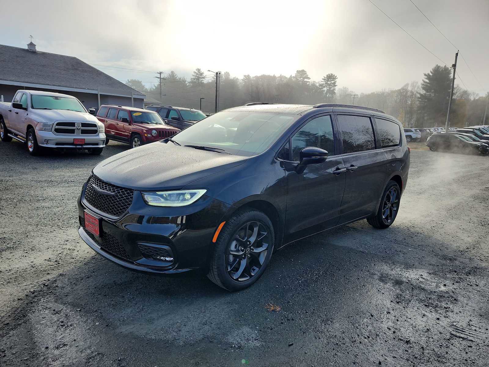 New 2026 Chrysler Pacifica Limited w/ S Appearance Package