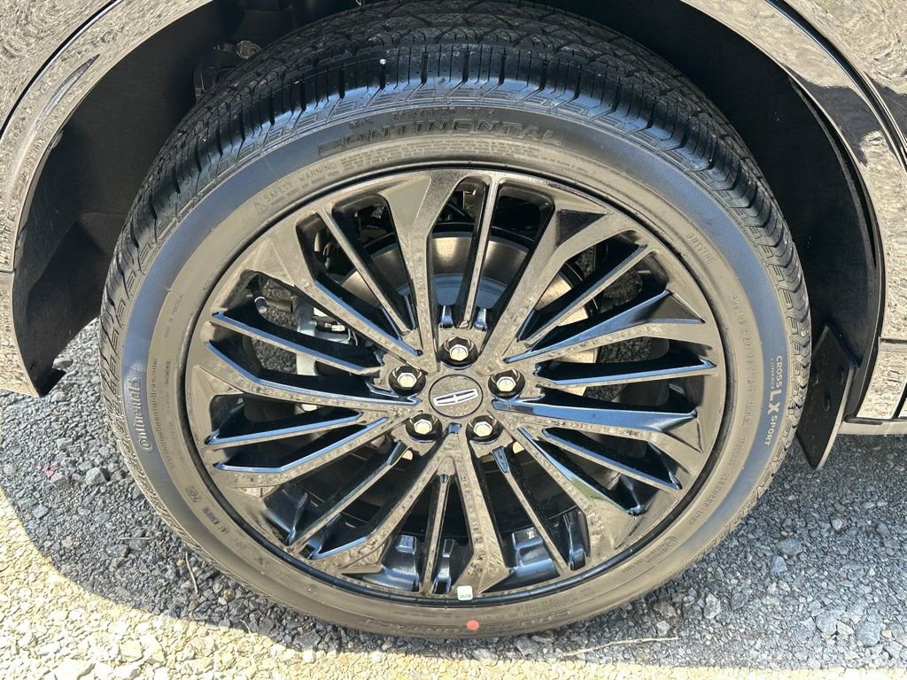 New 2026 Lincoln Corsair Reserve w/ Jet Appearance Package AWD/4WD image 6