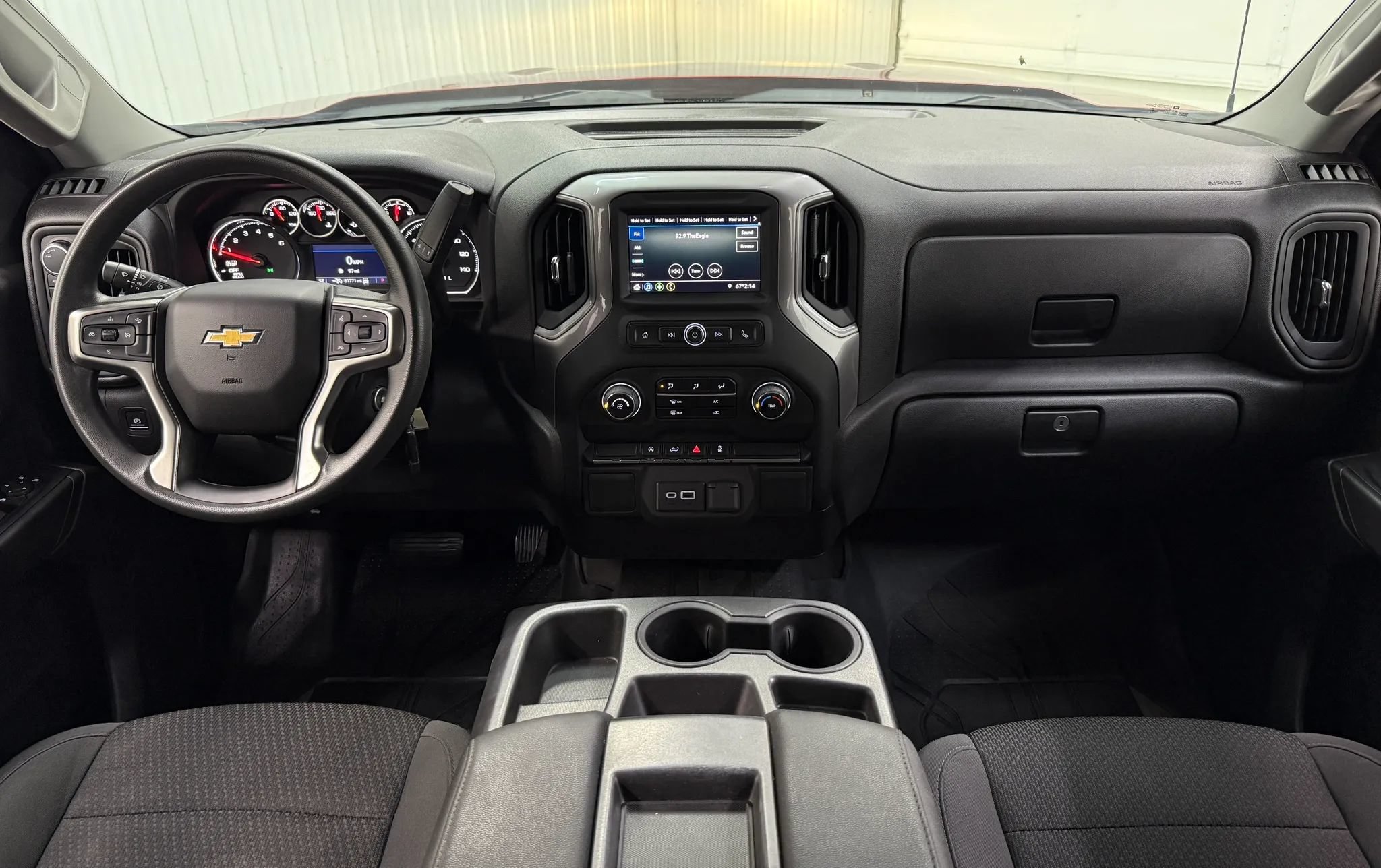 Used 2022 Chevrolet Silverado 1500 Custom w/ Safety Confidence Package AWD/4WD image 13