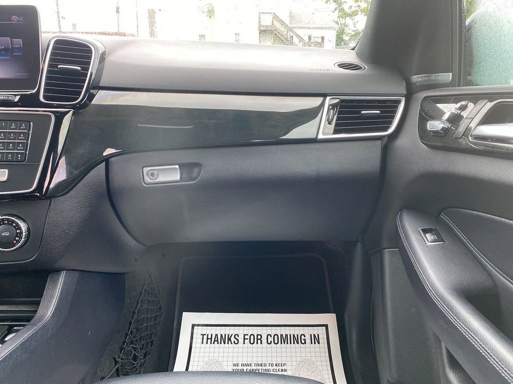 Used 2018 Mercedes-Benz GLE 350 4MATIC image 29