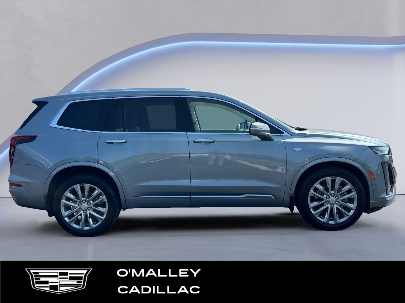 Certified 2024 Cadillac XT6 Premium Luxury w/ Technology Package AWD/4WD image 6