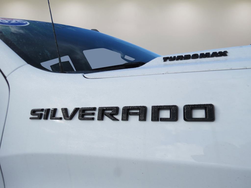 Certified 2025 Chevrolet Silverado 1500 Custom w/ Turbomax Blackout Package image 31