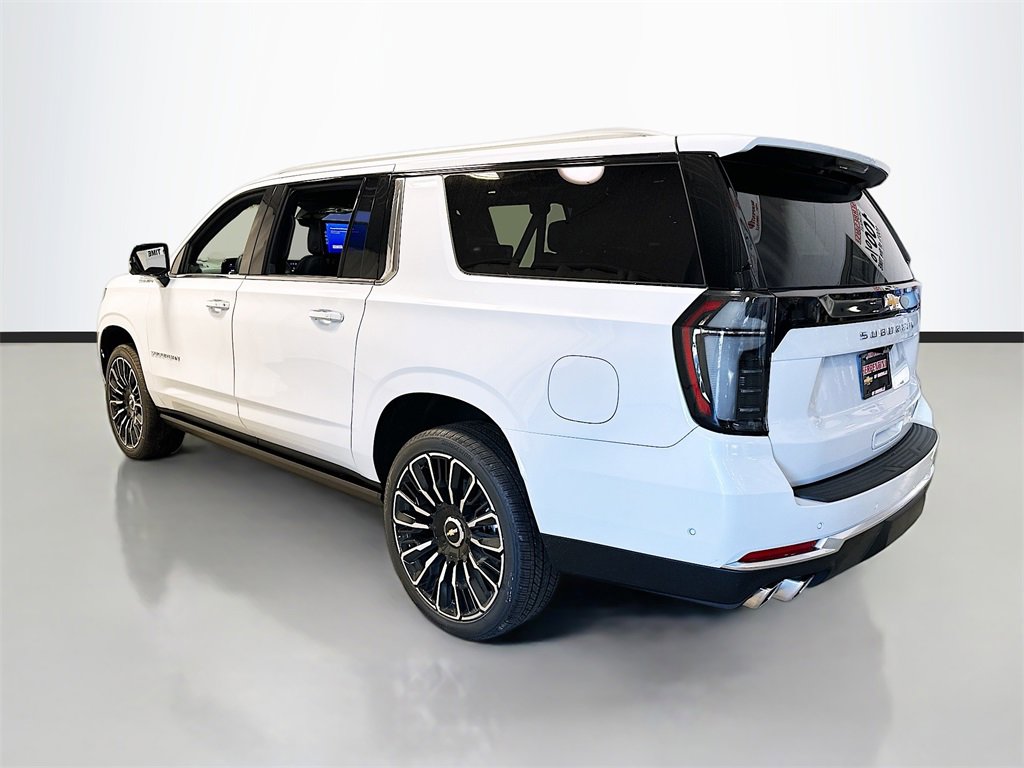 New 2026 Chevrolet Suburban High Country image 6