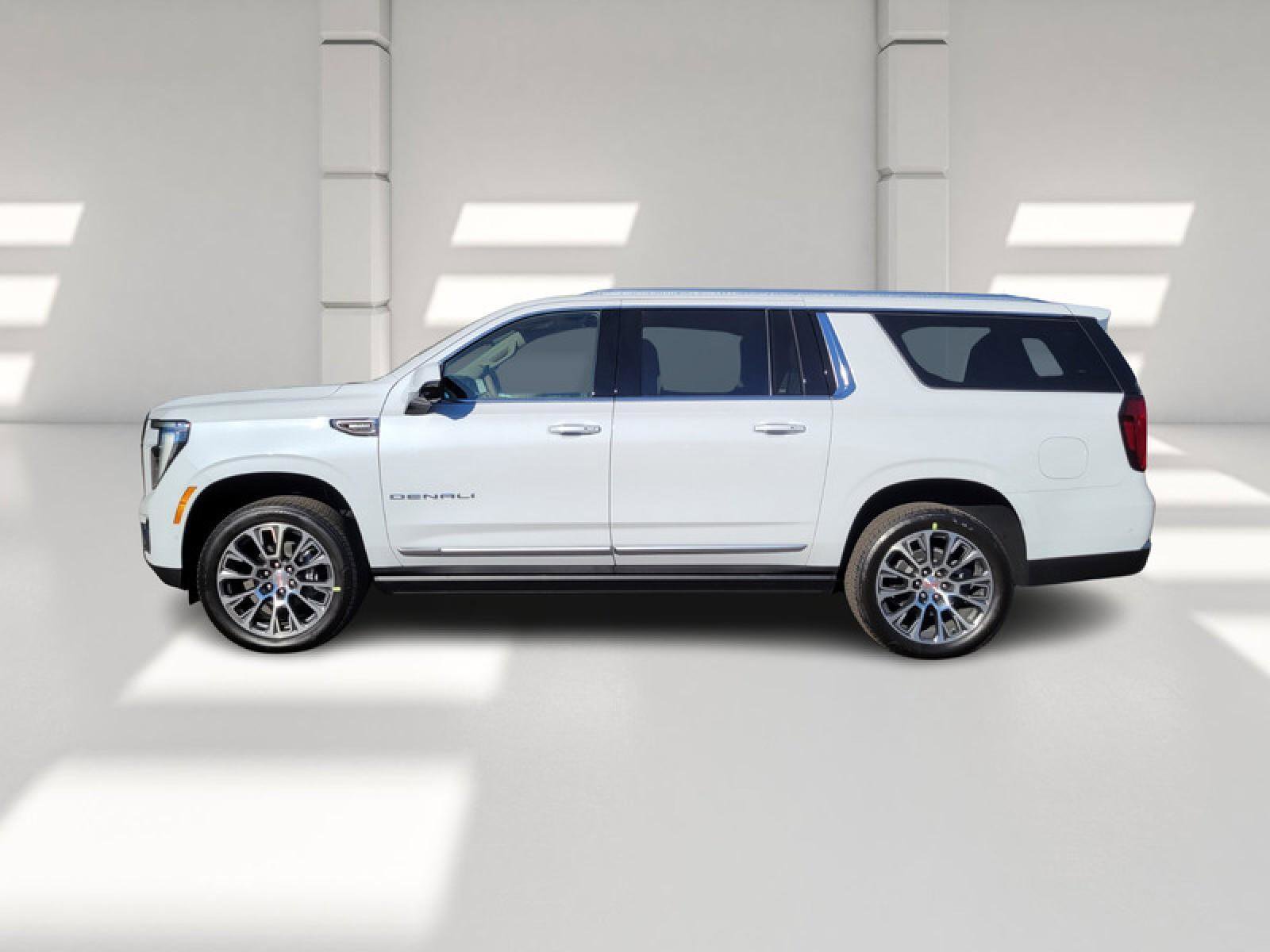 New 2026 GMC Yukon XL Denali w/ Denali Reserve Package image 4