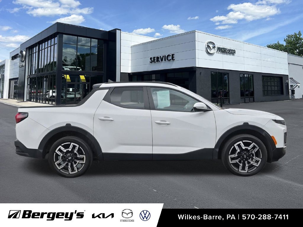 Used 2025 Hyundai Santa Cruz Limited AWD/4WD image 14