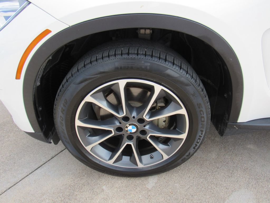 Used 2014 BMW X5 xDrive35d AWD/4WD image 10