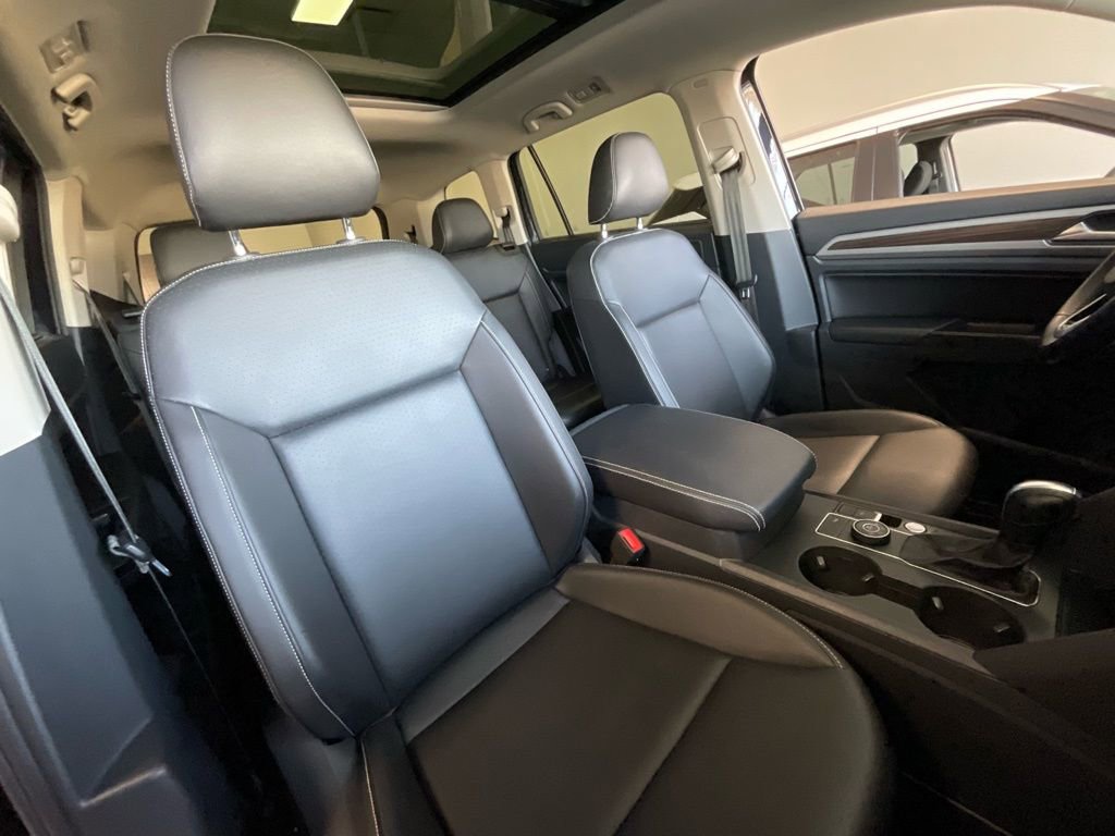 Used 2021 Volkswagen Atlas SE w/ Panoramic Sunroof Package image 19