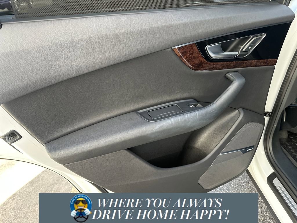 Used 2019 Audi Q7 3.0T Prestige w/ Prestige Package image 26