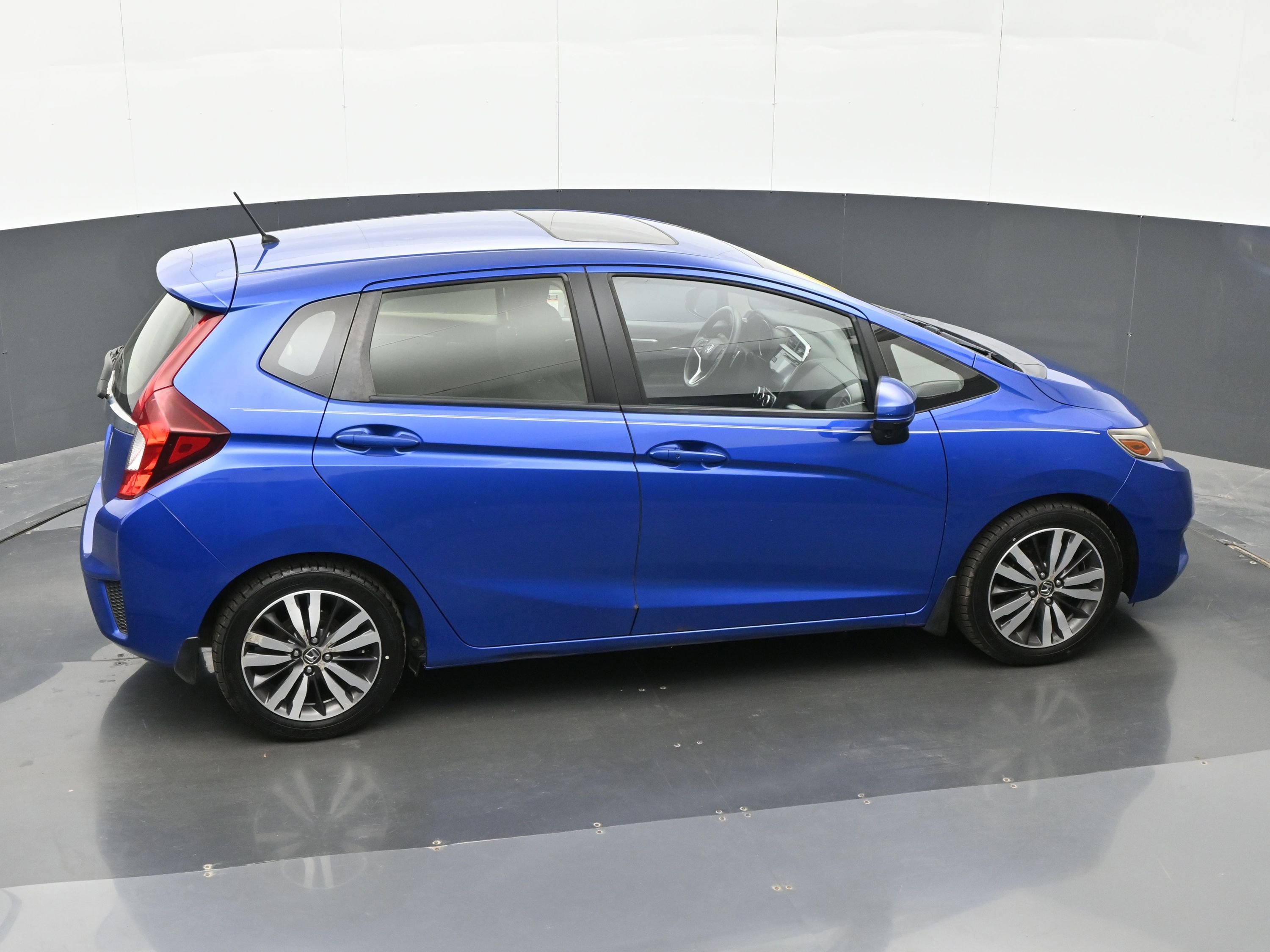 Used 2016 Honda Fit EX image 30