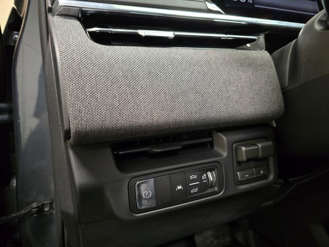 New 2026 GMC Sierra EV Elevation image 14