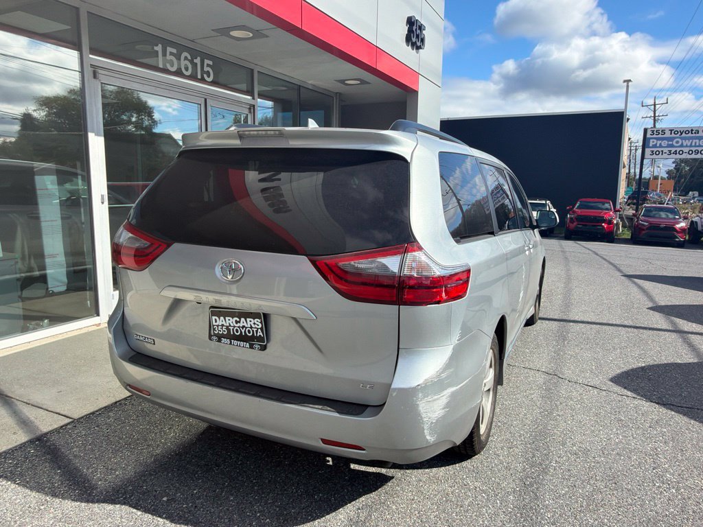 Used 2020 Toyota Sienna LE FWD image 4